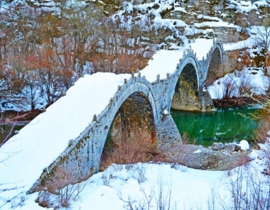 Γεφύρι της Πλάκας στα Ιωάννινα